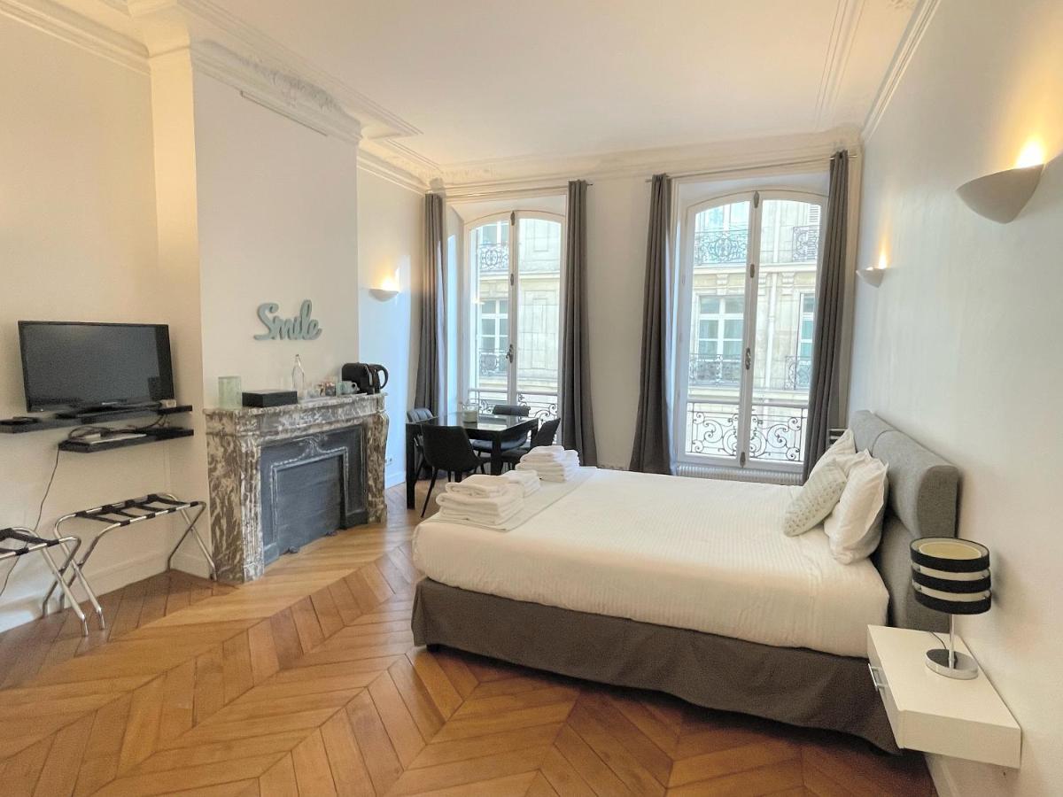 Bed & Breakfast Square Parigi