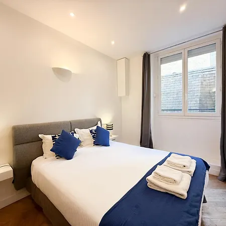 Square Bed & Breakfast 4*