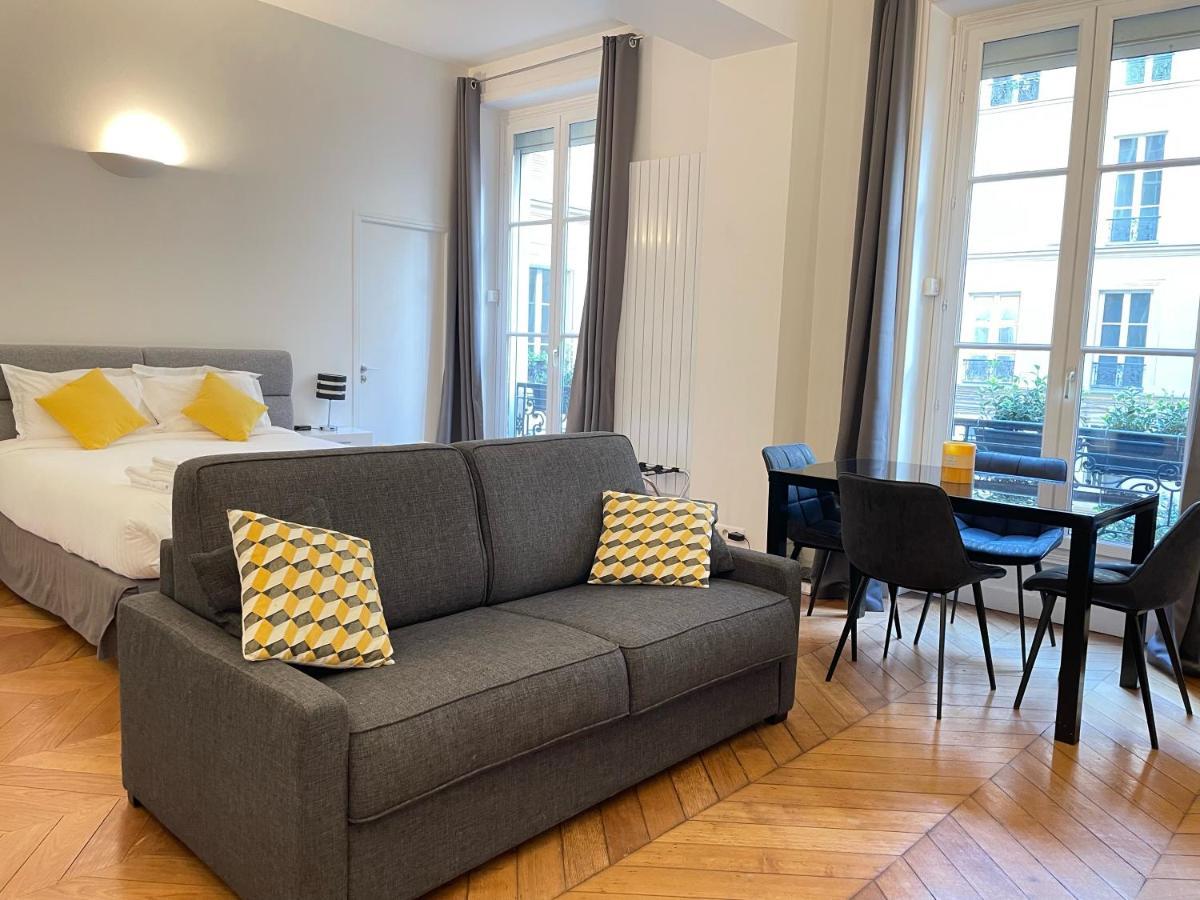 Square Bed & Breakfast Paris