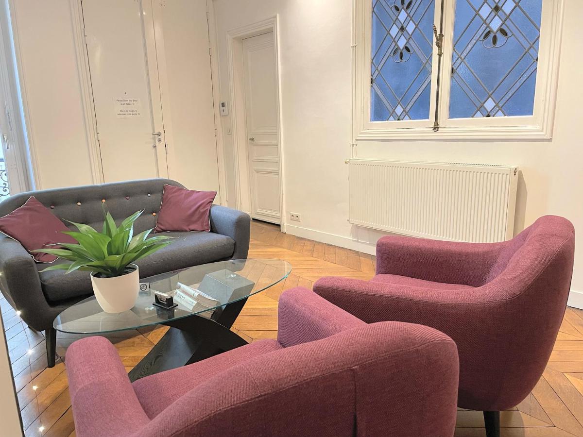 Bed & Breakfast Square