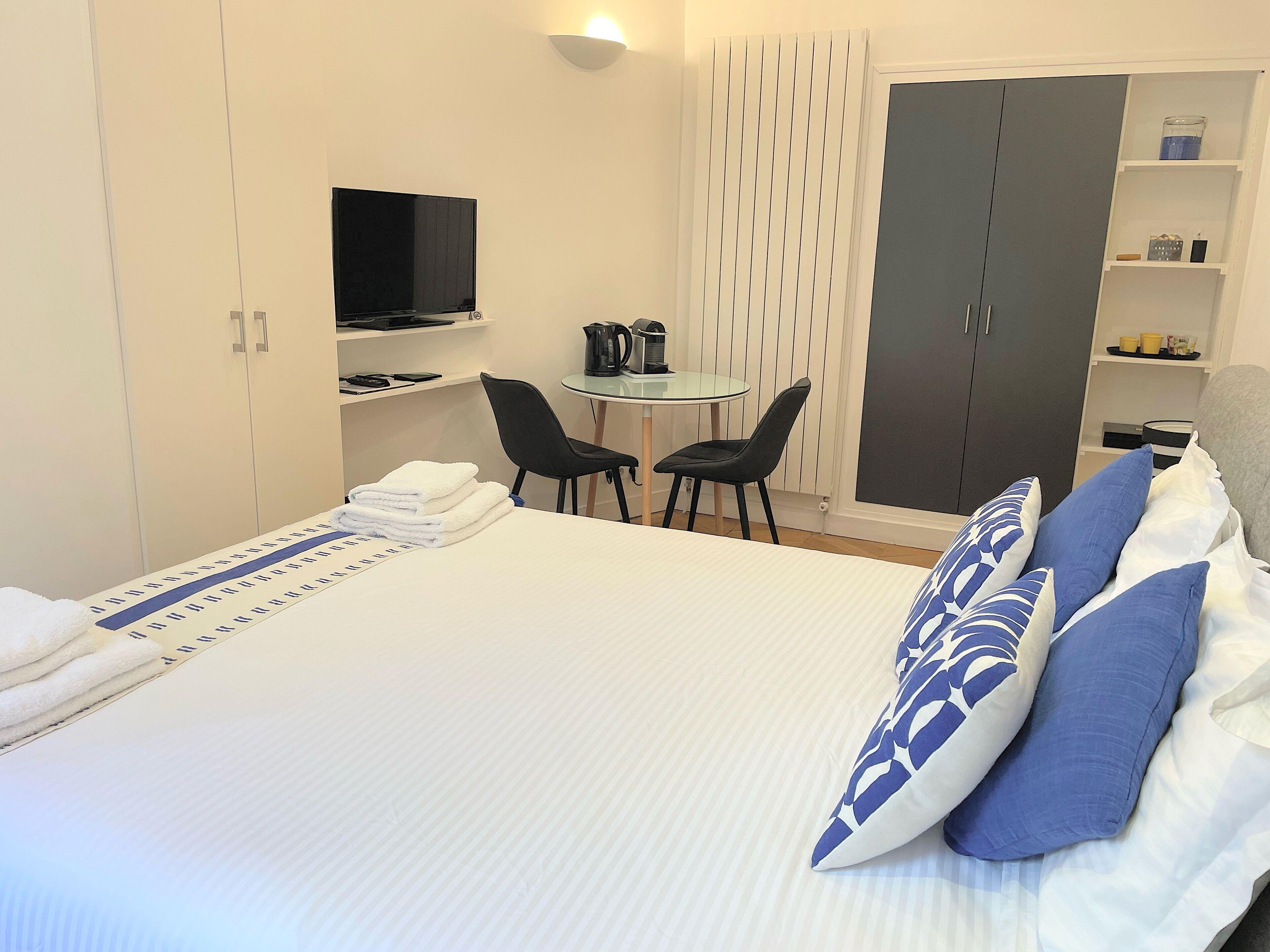 Bed & Breakfast Square Paris