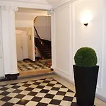 Bed & Breakfast Square Paris
